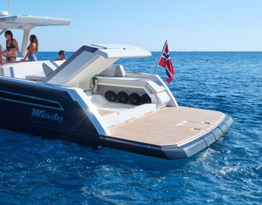 Windy SR44 Garage Detail DSCF2090