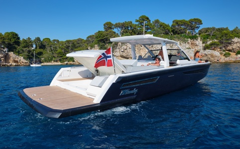 Windy SR44 Garage Detail DSCF2096